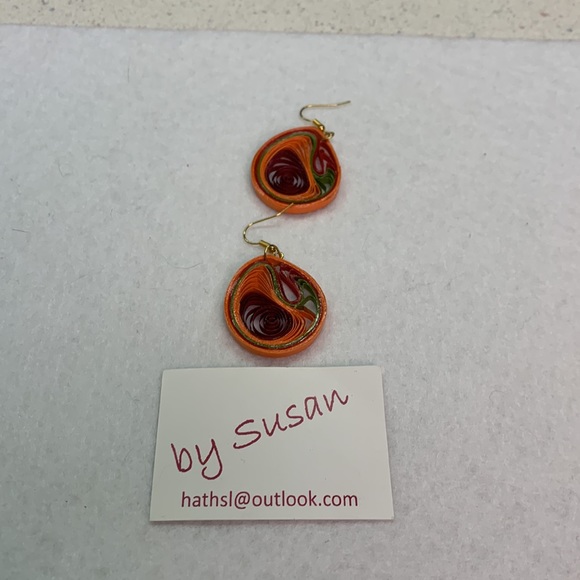 Handmade Quilled Earrings. $8 a pair. - Picture 5 of 6